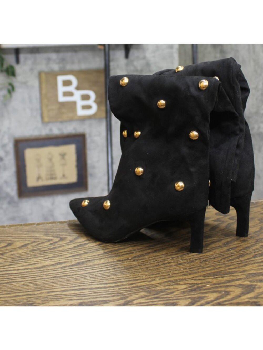 A New Day Womens Justice Boots Faux Suede Studded 94568940 Jet Black / Gold 6.5M - Picture 3 of 9